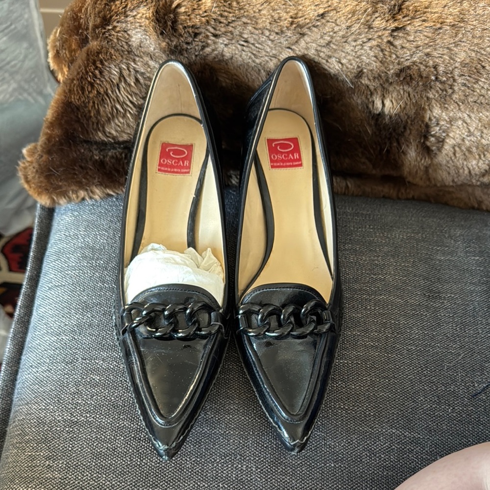 Oscar de la Renta Black Heels Timeless Elegance